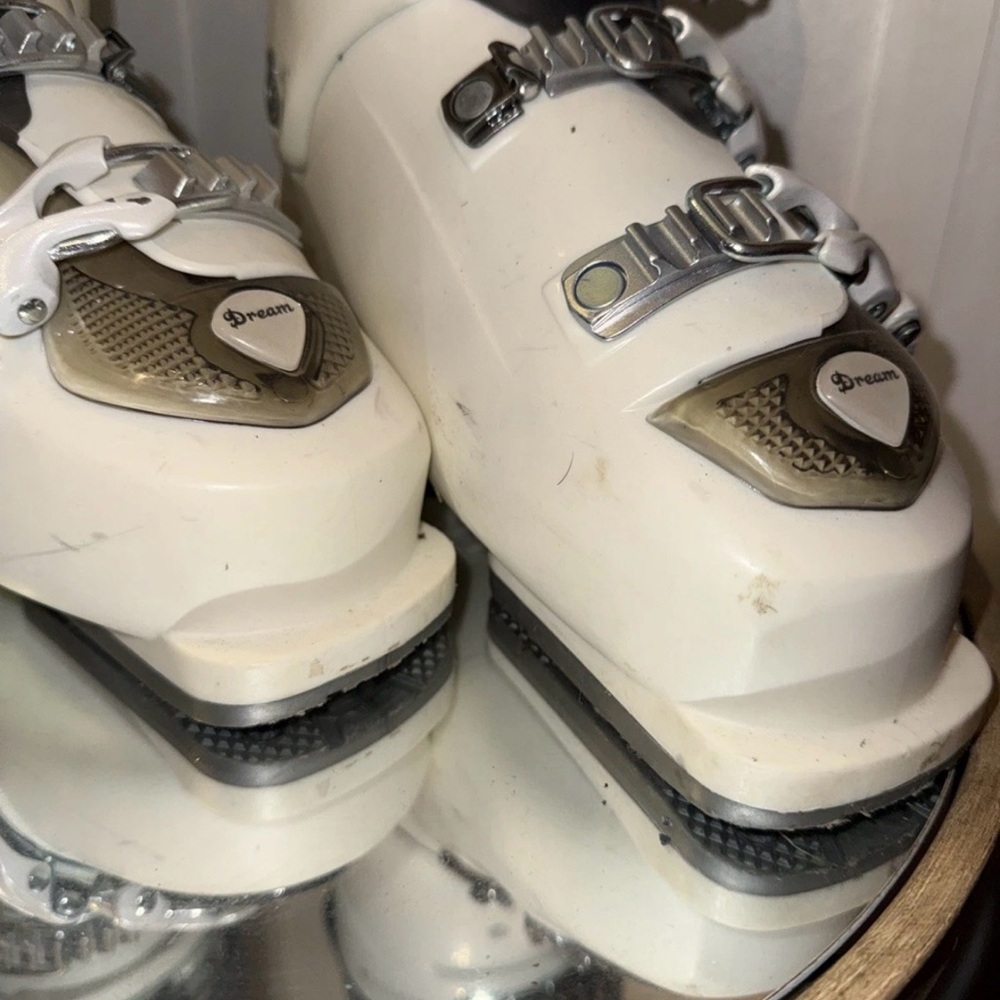 Head Women’s Ski Boots — Super Macro Easy Entry — White - Picture 4 of 9